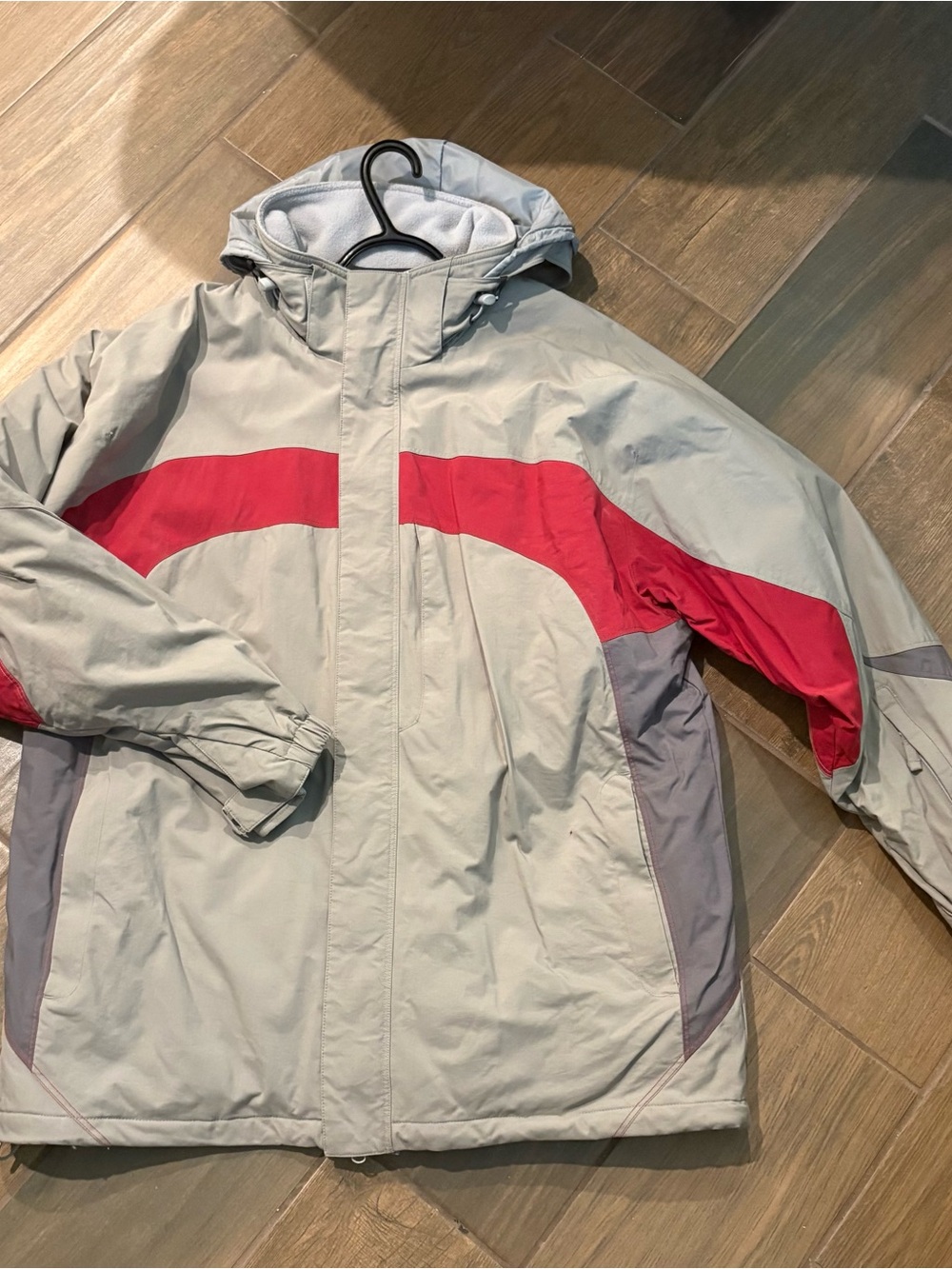 Body glove red & gray snowboard jacket
